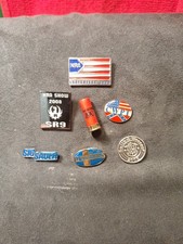 Lotto di 7 spille da bavero