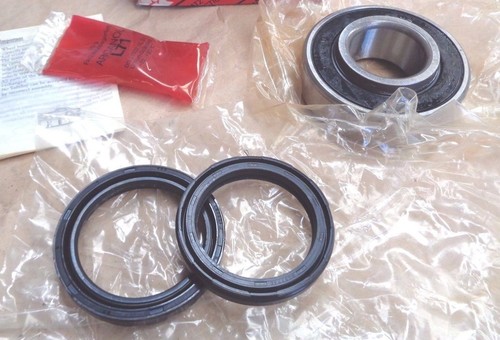 Kit cuscinetti ruote