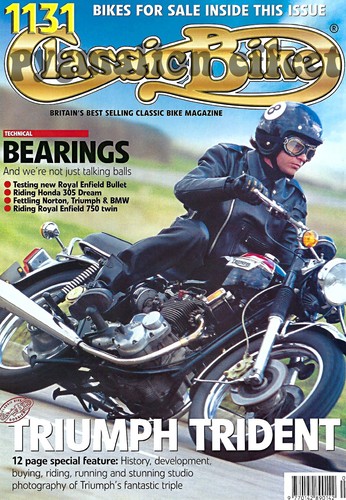 Classic bike triumph trident - classic,
