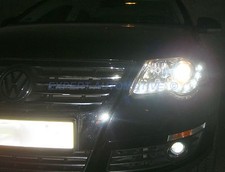 FARI LED ANTERIORI DAYLINE VOLKSWAGEN PASSAT 3C DAYLIGHT NERI O CROMO LED DIURNI