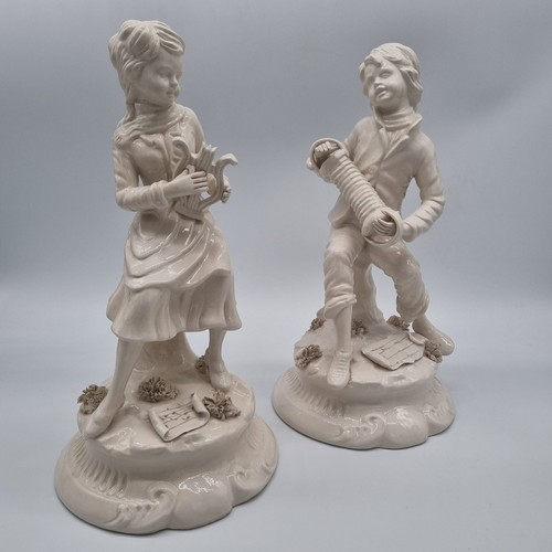 Coppia personaggi musicisti - coppia,