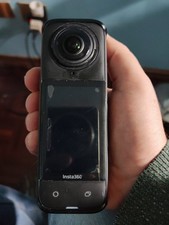 Insta360 X4 8K 30fps Starter Bundle new sealed with accessories