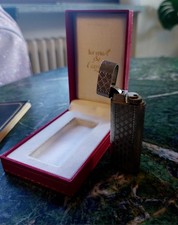 Accendino in argento Les Must de Cartier usato