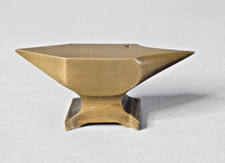 Antico strumento da banco