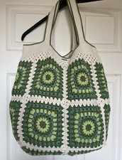 Borsa quadrata fatta a mano