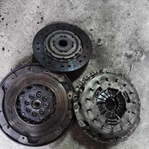 Kit frizione volano bmw 320d - e,