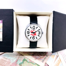 0️⃣ Raro martello e falce