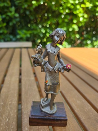 Statuetta bambina con - statuetta, agnello