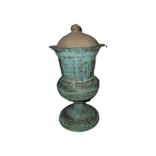 Scultura.bronzo. urnetta