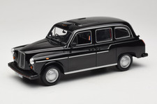 180136000 Austin FX4 London