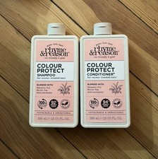 Set shampoo e balsamo Rhyme & Reason Colour Protect tè bianco vegano