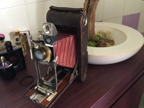 Kodak folding camera - 🌈,