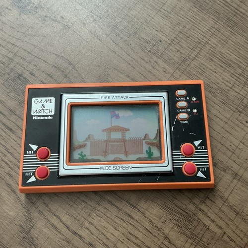 Nintendo game watch - &, fire