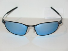 Occhiali da sole Oakley WHISKER nero satinato PRIZM POLARIZZATI lenti acque profonde 4141-11