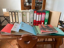 Lotto 13 raccogitori/classificatori + 8 quaderni ad anelli