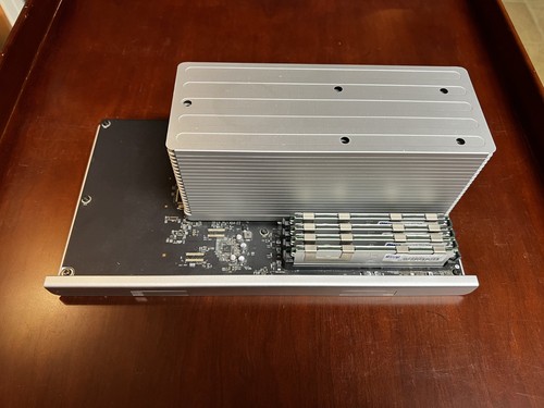 Apple mac pro - 4.1, vassoio