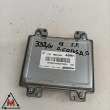 Centralina 55590540 per OPEL VIVARO A RESTYLING 2006-2014 usata (86713)