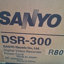 Videoregistratore digitale Sony DSR-300 nuovo