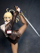 Figura ridipinta Saber Lily