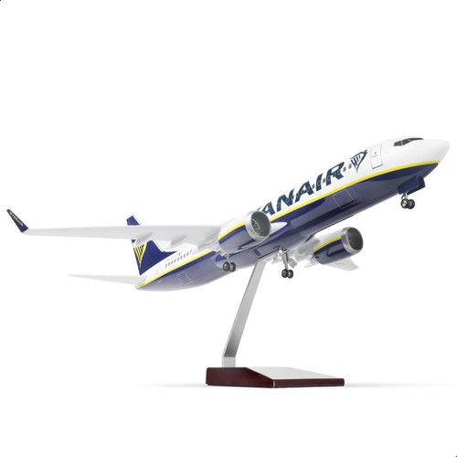 Qiyumoke 737 in metallo - 1/85,