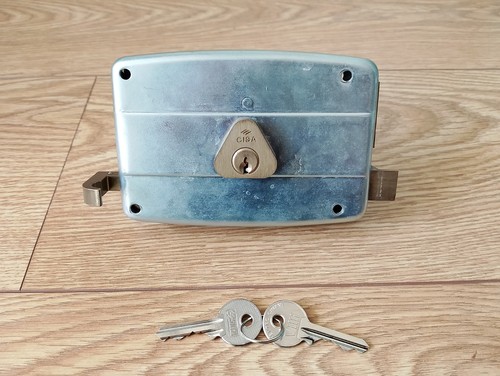 Serratura cisa porta legno - porta,