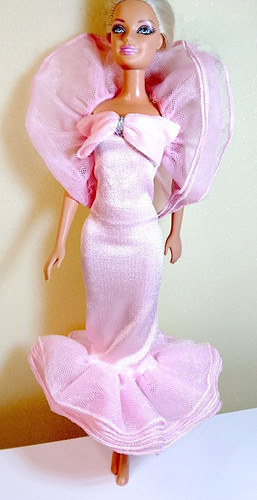 B611 barbie perfume - b611, pretty