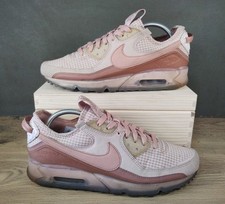 Rare scarpe da ginnastica Nike