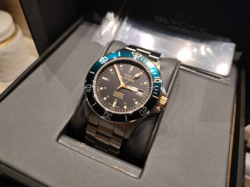 Glycine combat sub - ,