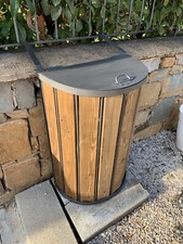 Cassonetto rifiuti ferro legno