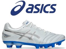 Nuove scarpe da calcio asics