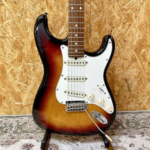 Fender japan stratocaster - japan,