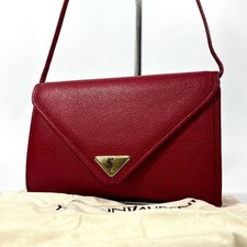 Borsa a tracolla Yves Saint Laurent Cassandra logo triangolo pelle rossa aute...
