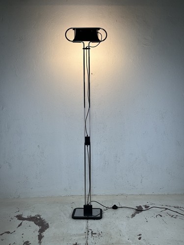 Lampada terra acciaio