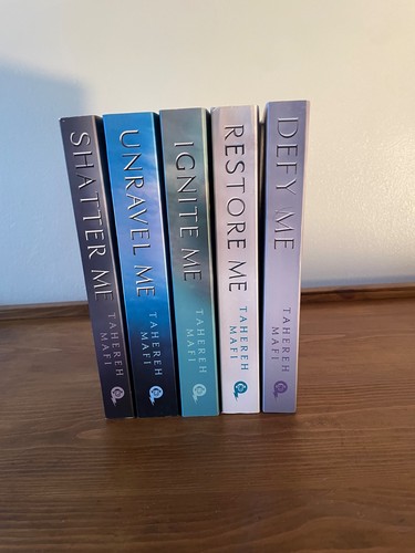 Shatter series books - shatter, me