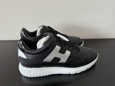 Belle sneakers da donna di Hogan - numero 36,5/37 - nuove