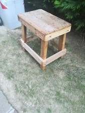 Vecchio Sgabello Legno costruzione mirabile artigianale