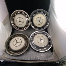 SET OF 4 STUDS WHEEL COVERS