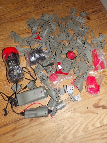 Ancien robot meccano avec - meccano,