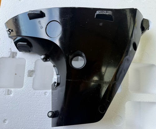Cofano inferiore lato porta - inferiore,