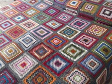 Coperta granny uncinetto, copriletto matrimoniale, fatto a mano