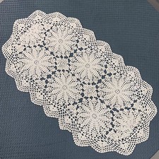 Sciarpa comò ovale vintage in