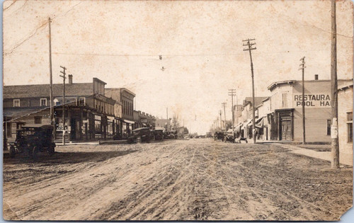 Dirt street scene - street,