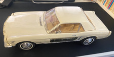 Decanter whisky Ford Mustang 1964 auto bianca Jim Beam vuoto in ottime condizioni