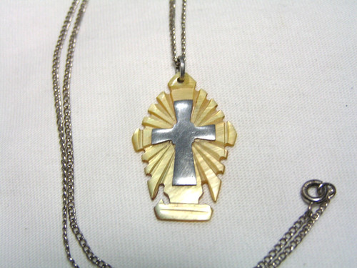 Collana con pendente croce - con,