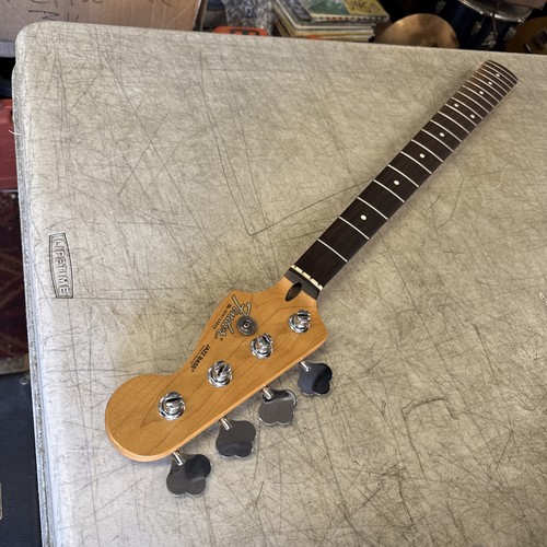 Collo chitarra basso - , jazz