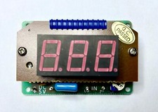 Voltmetro digitale a LED ROSSI