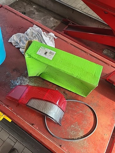 Plastica fanale posteriore - plastica,
