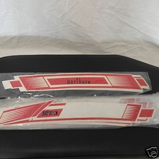 Serie Fregi Adesivi Sacche e Parafango Piaggio Vespa ET3 Rosso C/S  Malboro 