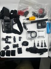 Action camera GoPro HERO8 con enorme pacchetto accessori + custodia