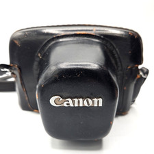 Custodia rigida in pelle Canon